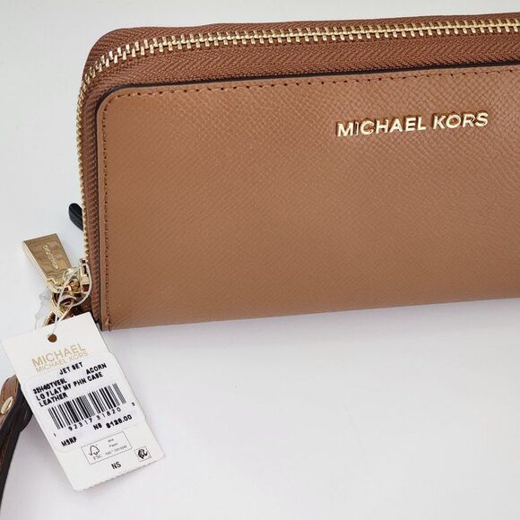 NEW! Michael Kors Wristlet Strap Wallet - Picture 9 of 14